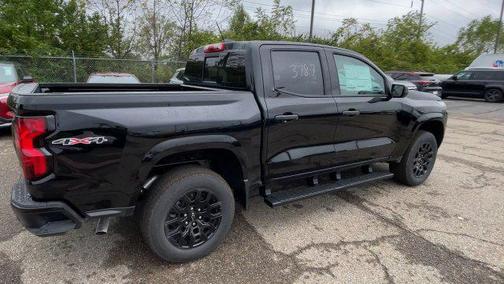 Ultra Silver Metallic 2026 Chevrolet Colorado WT