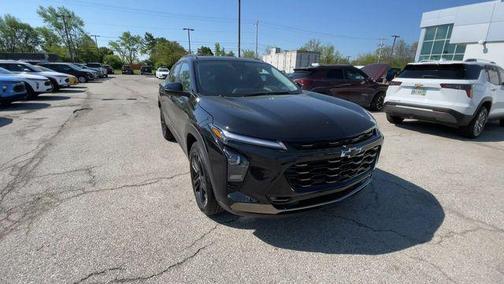 Mosaic Black Metallic 2026 Chevrolet Trax FWD ACTIV