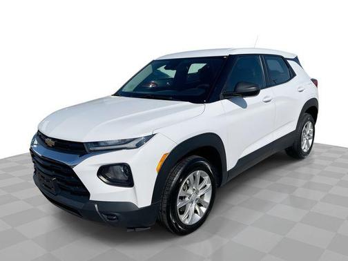 Summit White 2023 Chevrolet Trailblazer LS