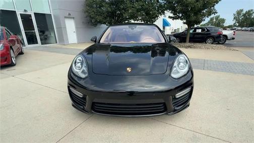 2015 Porsche Panamera Turbo