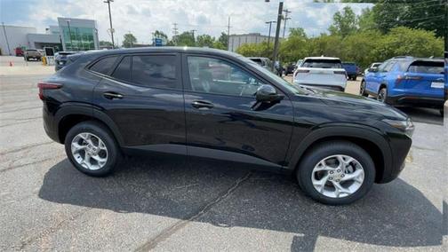 2025 Chevrolet Trax LS