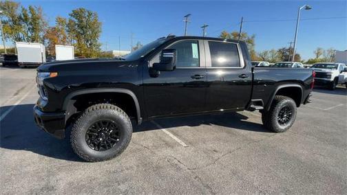 2026 Chevrolet Silverado 2500 Crew Cab, Standard Bed, XR2, 4WD