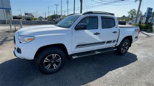 2020 Toyota Tacoma SR