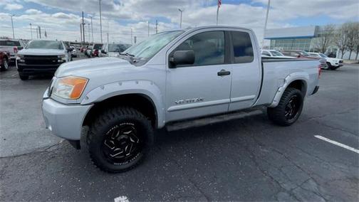 2014 Nissan Titan SV
