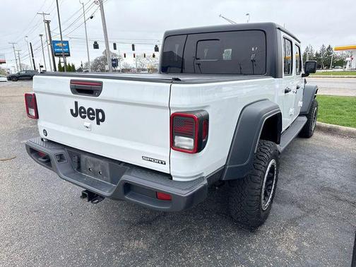 Bright White Clearcoat 2020 Jeep Gladiator Sport S