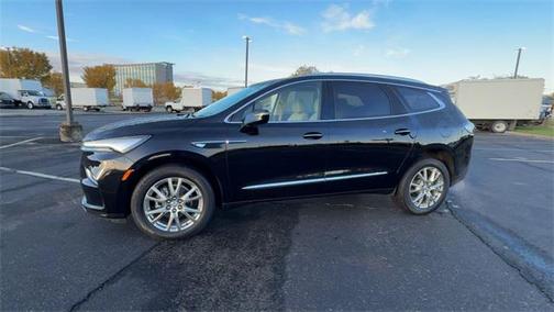 2023 Buick Enclave Essence AWD