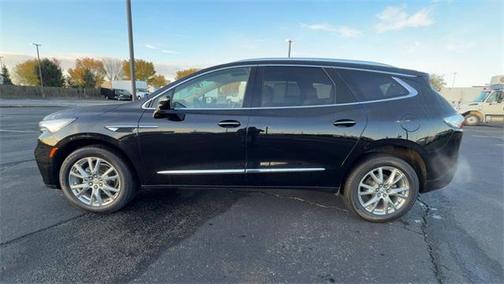 2023 Buick Enclave Essence AWD