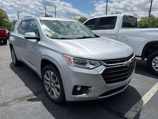 Silver Ice Metallic 2020 Chevrolet Traverse Premier