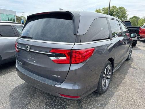 Modern Steel Metallic 2024 Honda Odyssey Touring