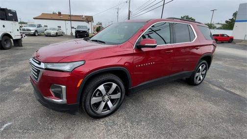 2023 Chevrolet Traverse LT Leather