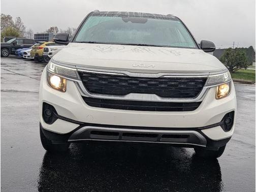 2023 Kia Seltos S