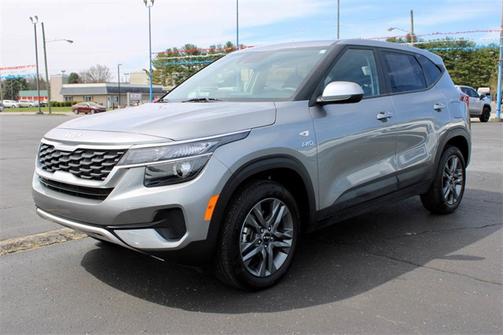 2023 Kia Seltos LX