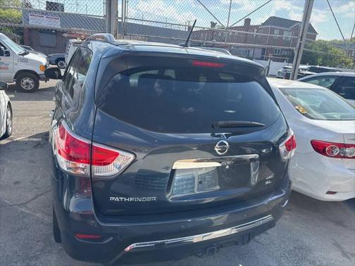 2014 Nissan Pathfinder SL