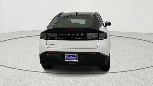 2026 Nissan Leaf PLATINUM+