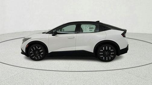 2026 Nissan Leaf PLATINUM+