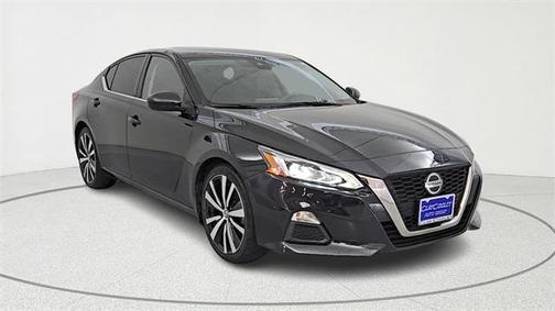2021 Nissan Altima SR FWD