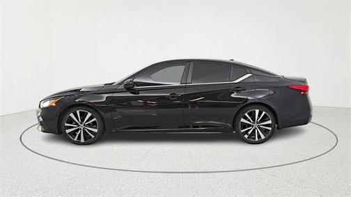 2021 Nissan Altima SR FWD