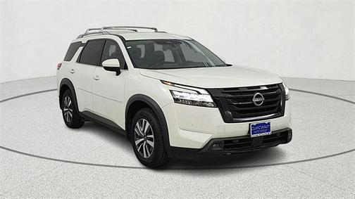 2023 Nissan Pathfinder SL FWD