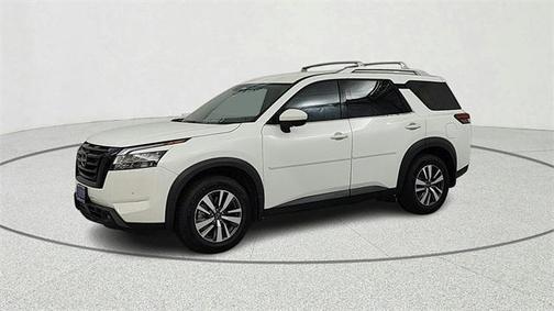 2023 Nissan Pathfinder SL FWD