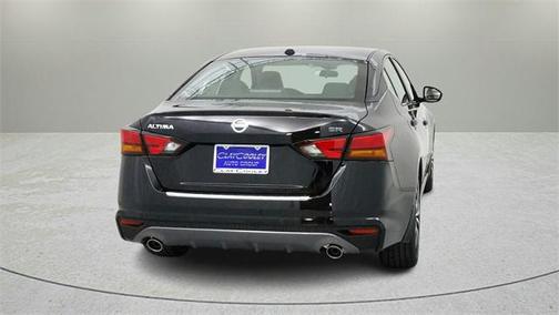 2022 Nissan Altima SR FWD