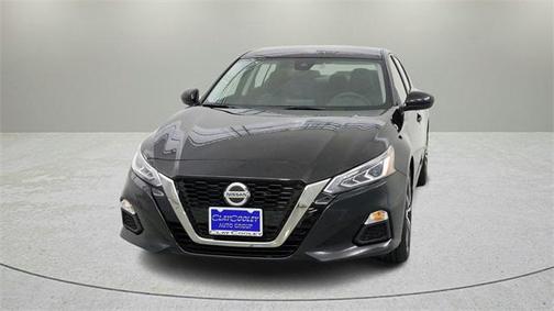 2022 Nissan Altima SR FWD