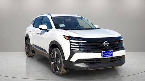 Aspen White Tricoat 2025 Nissan Kicks SR