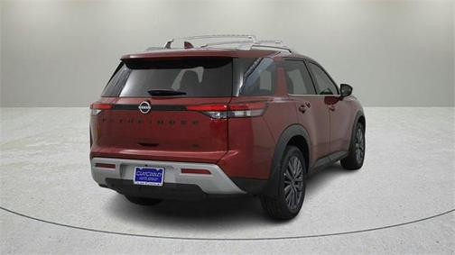 2023 Nissan Pathfinder SL FWD
