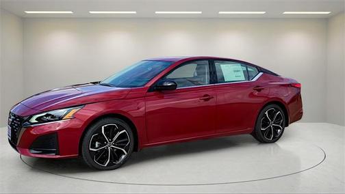 2024 Nissan Altima SR FWD