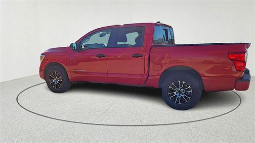2023 Nissan Titan SV