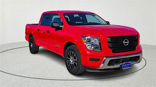 2023 Nissan Titan SV