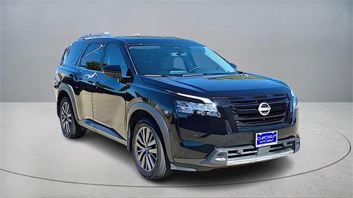 2024 Nissan Pathfinder SL FWD