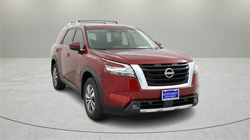 2022 Nissan Pathfinder SL