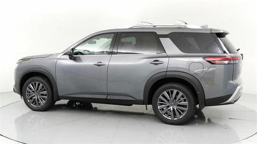 2024 Nissan Pathfinder SL FWD