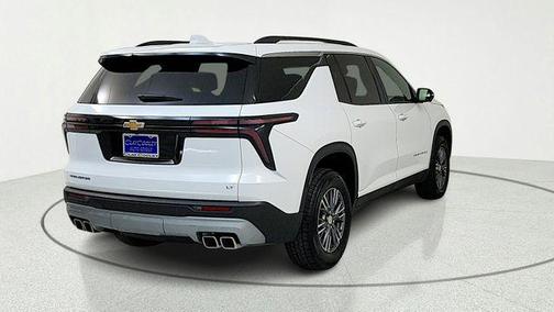 Summit White 2024 Chevrolet Traverse LT
