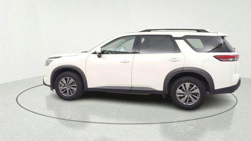 Pearl White Tricoat 2024 Nissan Pathfinder SV FWD