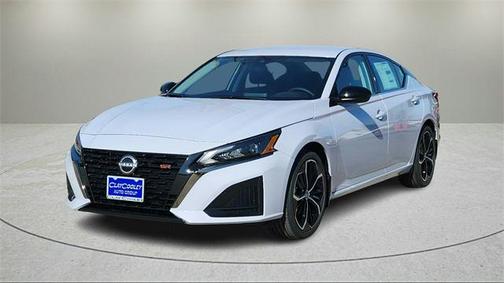 2025 Nissan Altima SR FWD