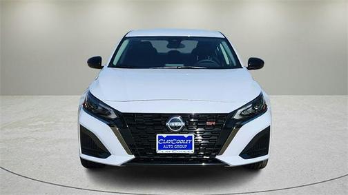 2025 Nissan Altima SR FWD