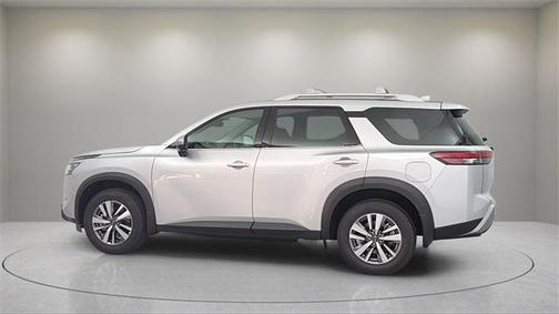 2025 Nissan Pathfinder SL FWD
