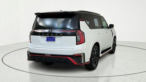 Everest White Pearl/Black 2026 Nissan Armada NISMO