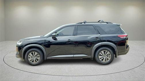 2024 Nissan Pathfinder SV FWD