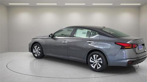 2025 Nissan Altima S FWD