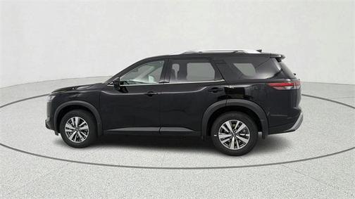 2023 Nissan Pathfinder SL FWD