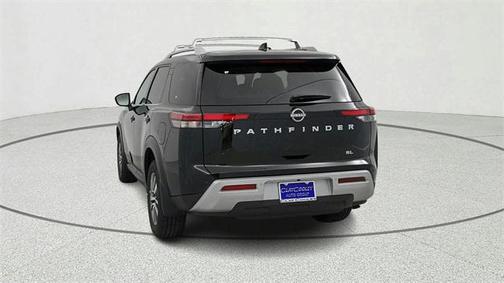 2023 Nissan Pathfinder SL FWD