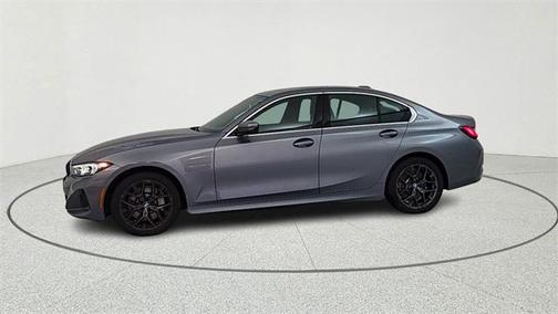 2025 BMW 330 330i
