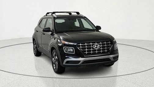 Onyx Black 2023 Hyundai VENUE SEL