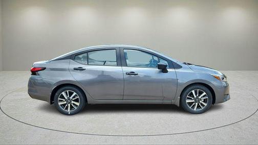 Gun Metallic 2025 Nissan Versa 1.6 S