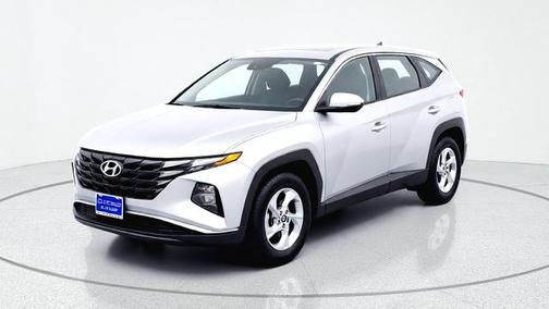 2024 Hyundai TUCSON SE