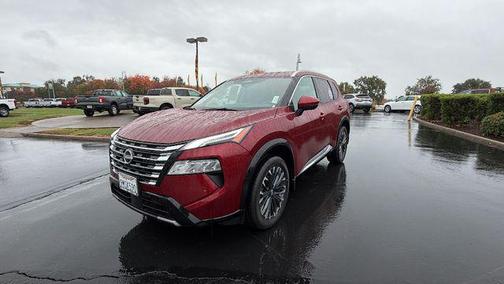 2025 Nissan Rogue Platinum