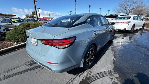 2025 Nissan Sentra SV