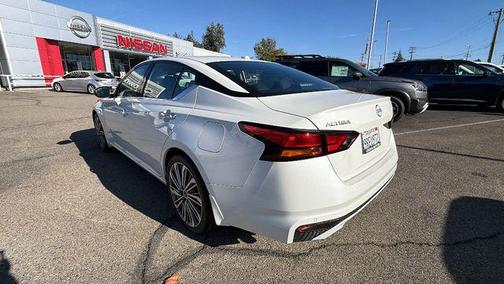 2025 Nissan Altima 2.5 SL